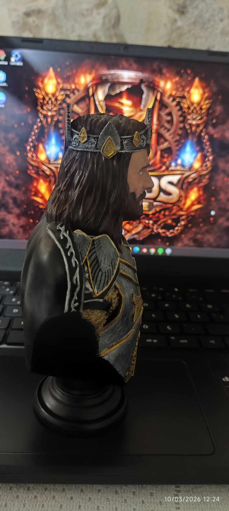 Kral Aragorn — Tahta Oturan Kılıç - 5